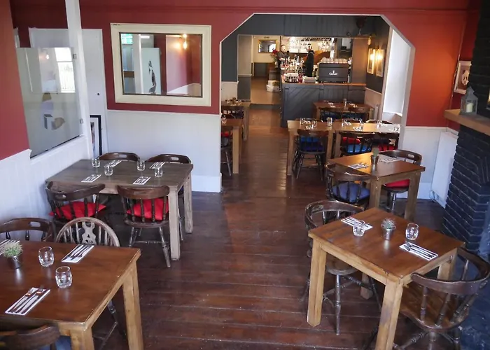 The Fox And Hounds